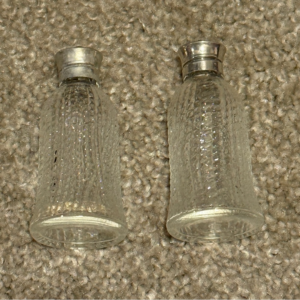 Vintage Glass Red & Green Gem Topped Salt & Pepper Shaker Set Christmas Holiday